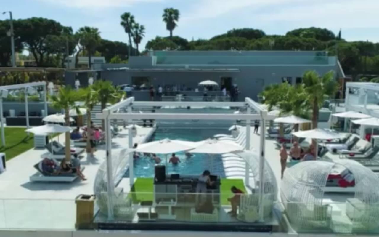 Private Parties at Your Villa make a party at home